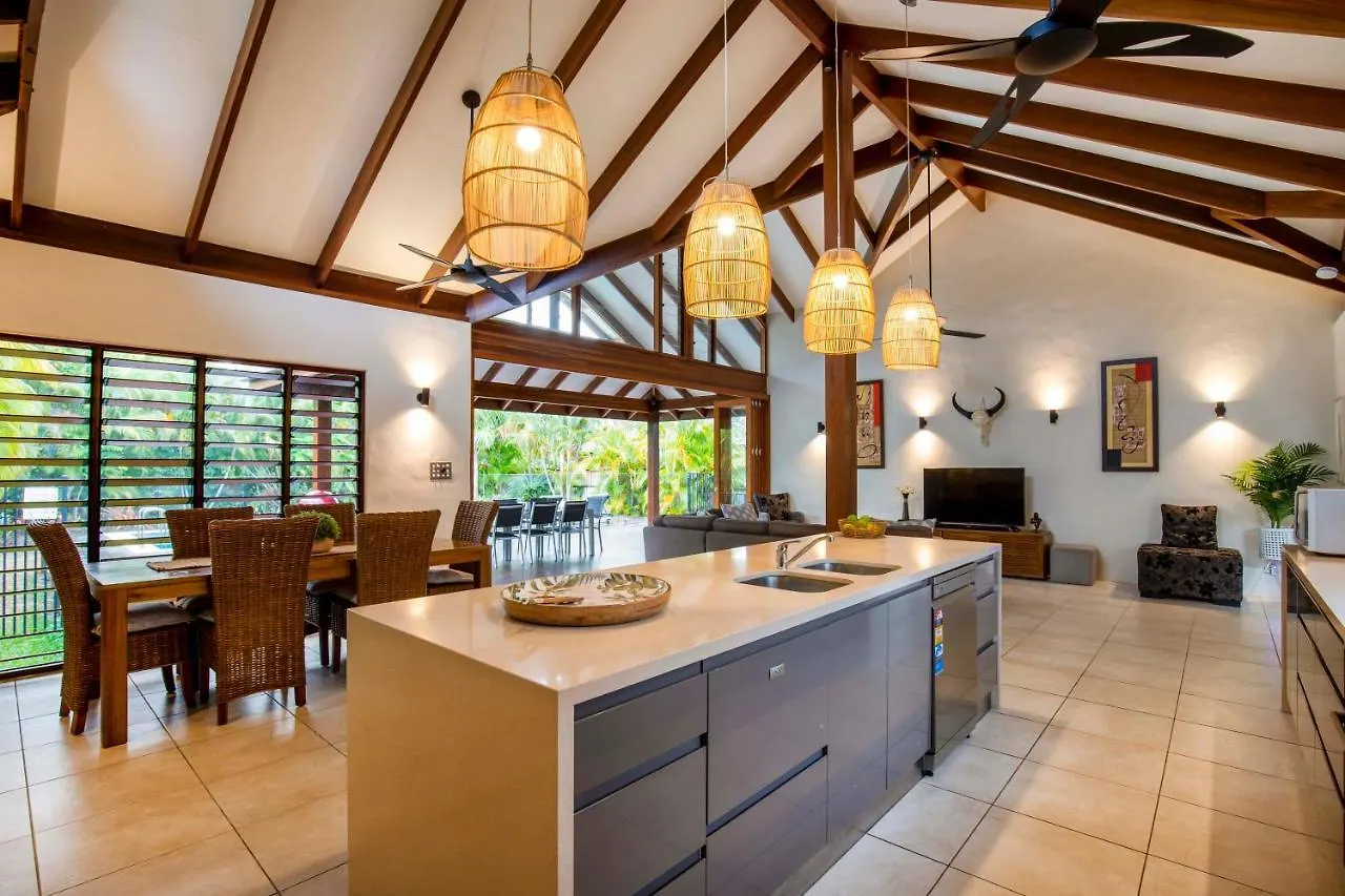 Indah Port Douglas Vila