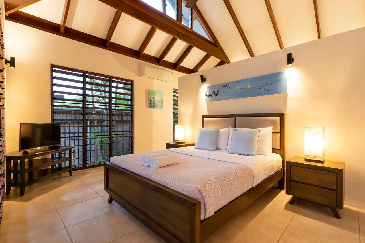 Indah Port Douglas Vila